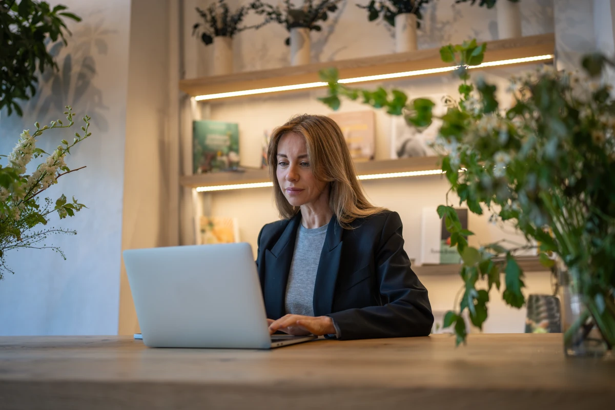 Plateformes d'emploi numériques : la révolution du travail à l'épreuve du droit